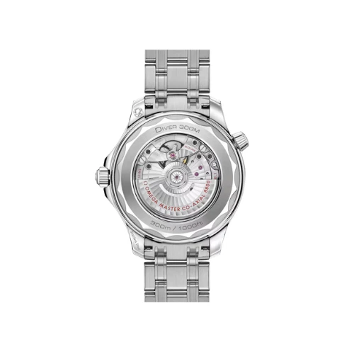 Rolex Submariner Oystersteel Ref# 124060 - Image 2